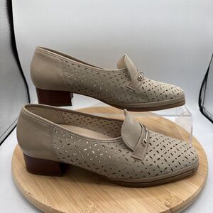 HOELTZhaus Tan Perforated Leather Loafers Women's US Size 10 Extra Wide